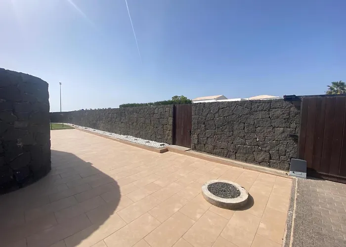 Βίλα Abuelo Paco - Private Heated Pool