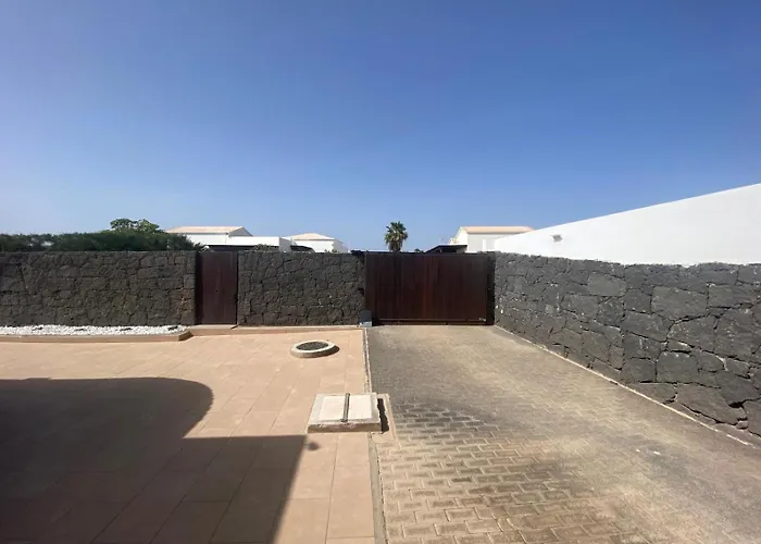 Βίλα Abuelo Paco - Private Heated Pool