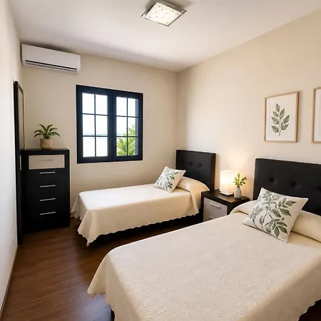 Villa Abuelo Paco - Private Heated Pool Playa Blanca